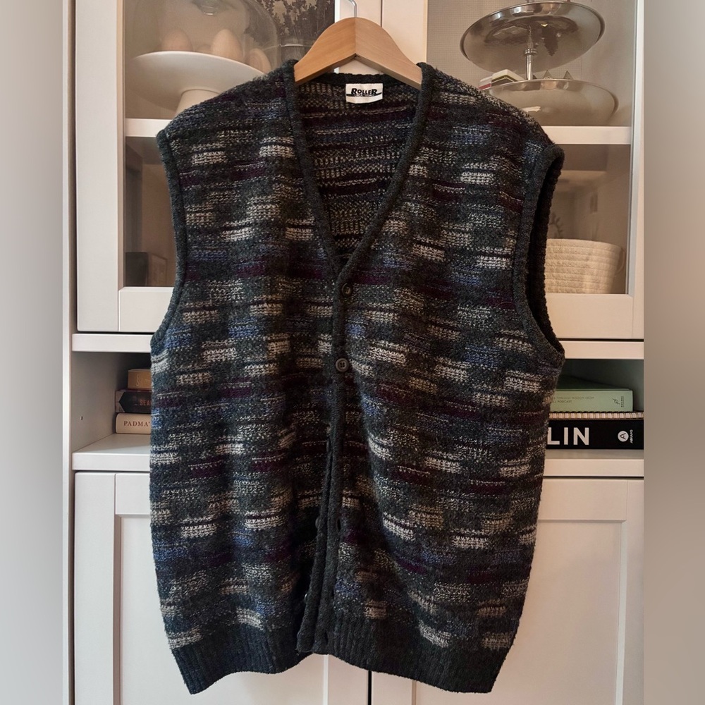 Multicolor Knit Button-Up Vest